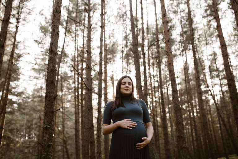 Maria – sesja ciążowa nad morzem