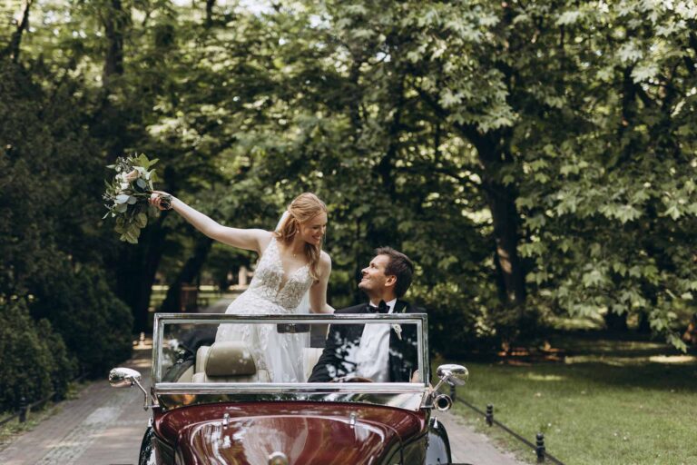 Międzynarodowa ceremonia ślubna w katedrze oliwskiej i przyjęcie pełne emocji w Kalinówce